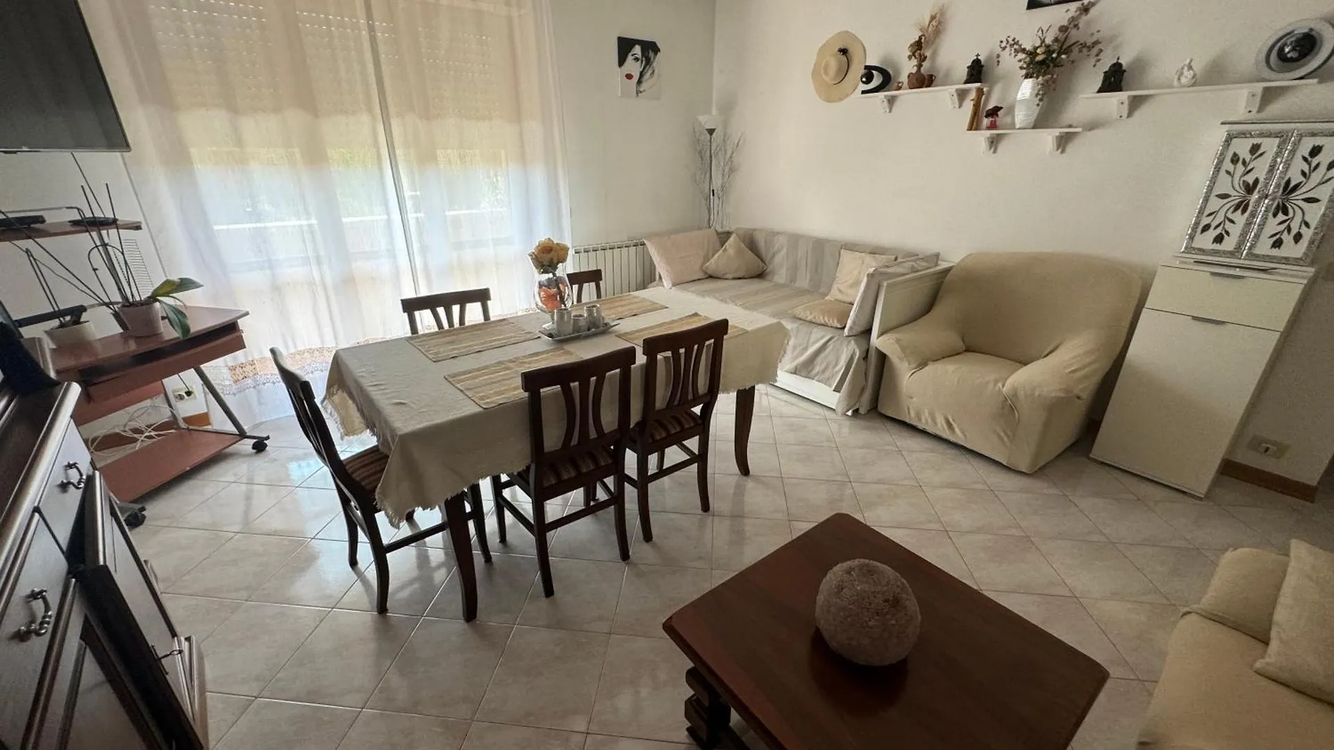 Апартаменты La Casa Di Mihaela Чинкуале