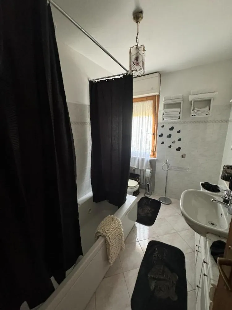 La Casa Di Mihaela Lägenhet Cinquale