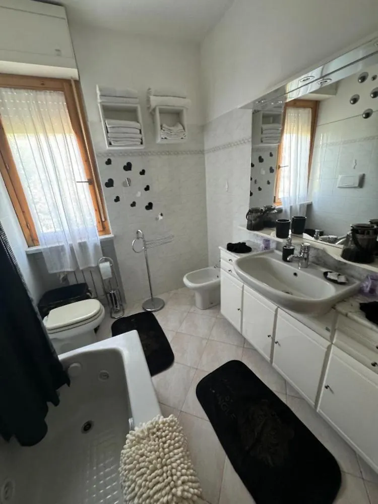 La Casa Di Mihaela Lägenhet Cinquale