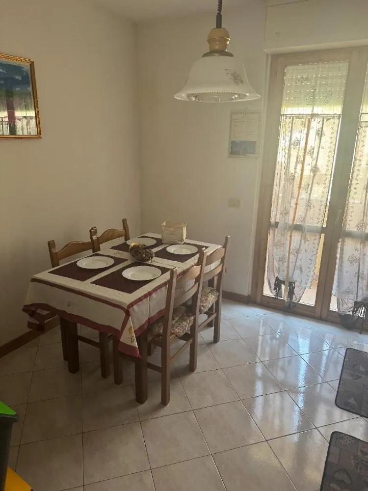 La Casa Di Mihaela Lägenhet Cinquale